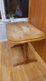 Кухонный стол