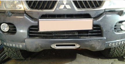 Площадка под лебедку Mitsubishi Montero Sport 1