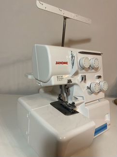 Швейная машинка оверлок janome t-34