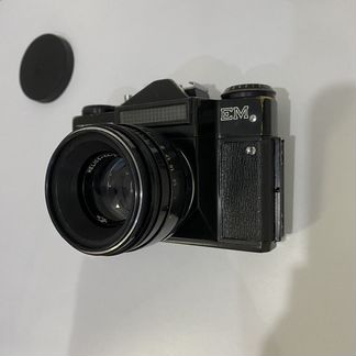 Плёночный фотоаппарат Зенит ем