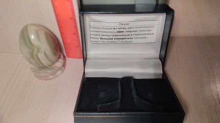Яйцо в подарочной шкатулке