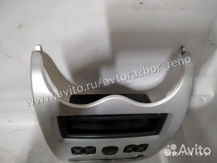 Рамка магнитолы 2 Renault Logan 1 2009-2014