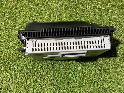 Монитор центральной передней панели передний