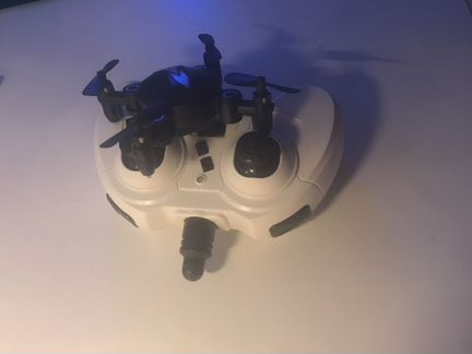 Квадрокоптер с камерой