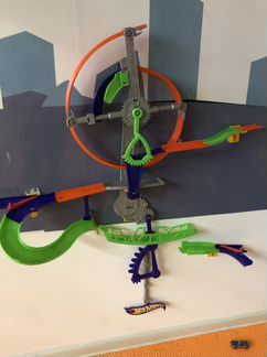 Настенный трек хот вилс