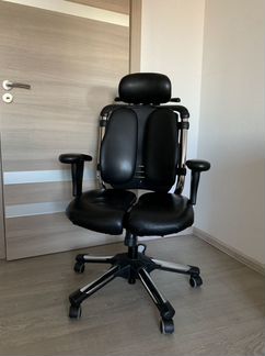 Hara Chair Nietzsche