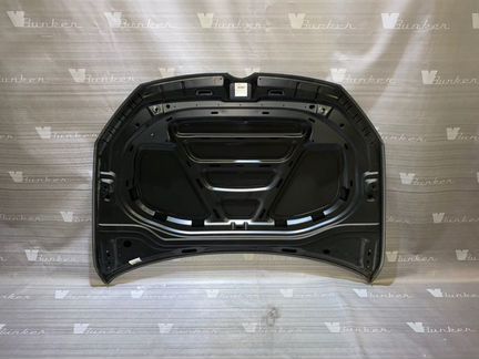 Капот Volkswagen Golf