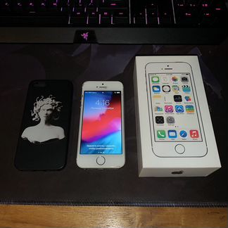 iPhone 5S 64gb белый б/у оригинал
