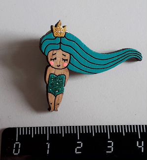 Деревянная брошь coreyagi 