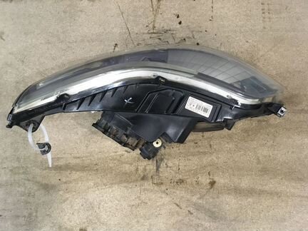 Фара левая Citroen C4 (ксенон)