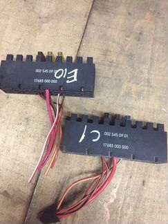 Блок предохранителей Mercedes A0025450901