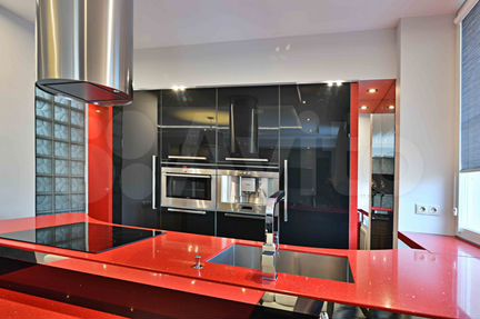 3-к квартира, 85 м², 8/10 эт.