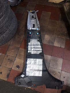 Обшивка правой стойки Hyundai ix35 2011