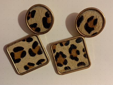 Клипсы стильная бижу Zara мех оригинал