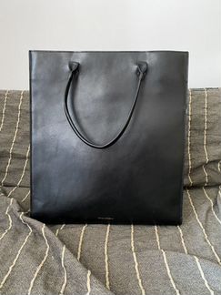 Вместительная кожаная сумка