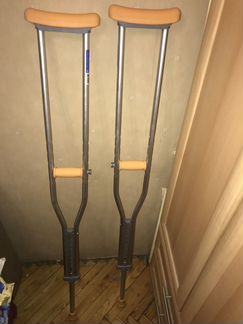 Костыли подмышечные (почти новые)