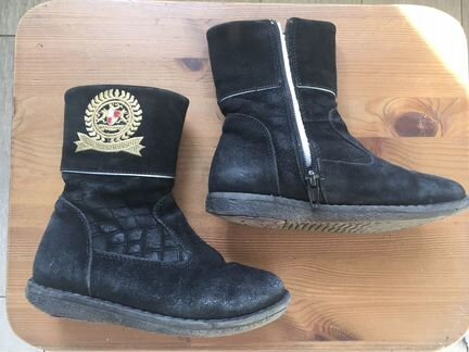 Замшевые утеплённые детские сапожки 27-28р