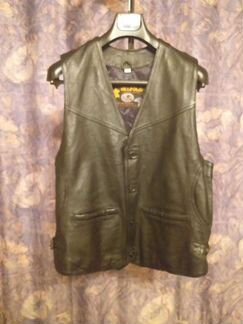 Жилет кожанный мужской новый