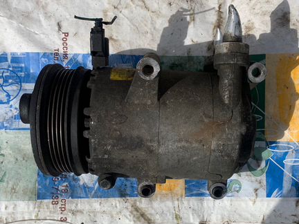 Компрессор кондиционера Ford Focus 2 2008-2010 1.8