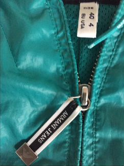 Ветровка Armani отличное состояние