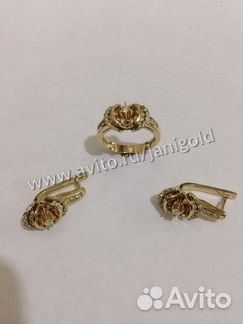 Золотой комплект с бриллиантами