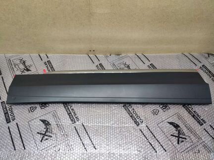 Молдинг Volkswagen Tiguan 2 двери левый передний н