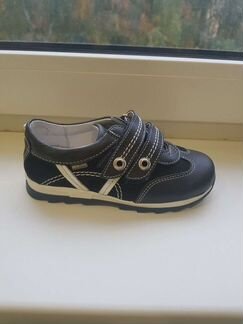 Кожаные кроссовки скороход 27р новые