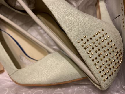 Туфли на шпильке новые