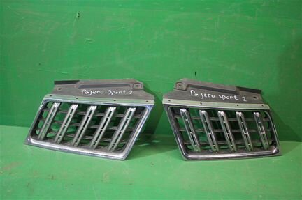 Решетка радиатора Mitsubishi Pajero Sport 2