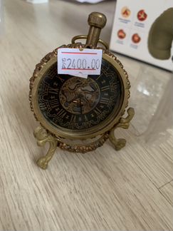 Часы кварцевые Индия