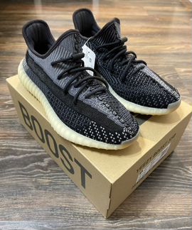 Yeezy Boost 350 V2 Carbon (10.5US/10UK/43RUS)