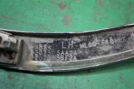 Накладка бампера передняя левая Nissan Murano Z52