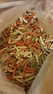 Корм для крупных рыб