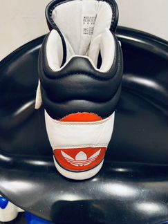 Кроссовки женские adidas
