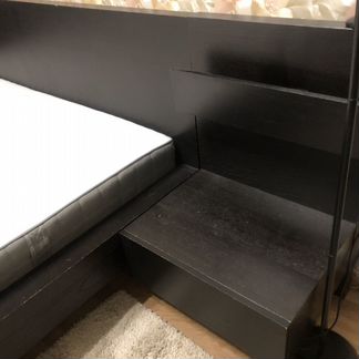 Кровать двухспальная с матрасом бу