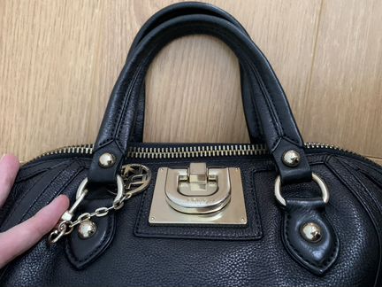 Сумка dkny чёрная, кожаная