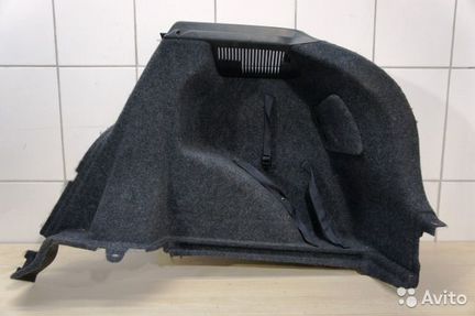 Обшивка багажника правая 6473302010 Toyota Corolla