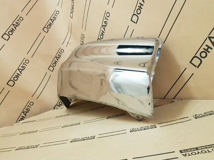 Накладка бампера задняя левая Toyota Hilux 8