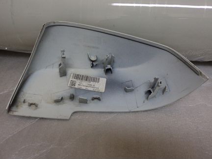 Крышка зеркала BMW F20
