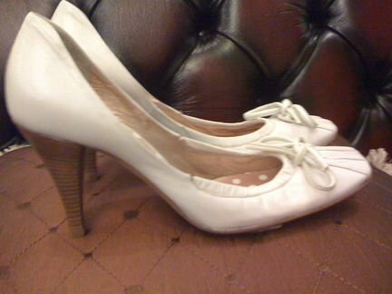 Женские туфли Fabi