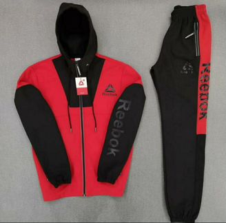 Спортивный костюм Reebok