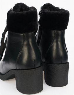 Ботинки Betsy новые
