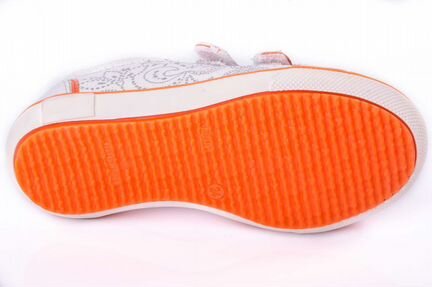 Новые кроссовки Котофей д/д 26 размер