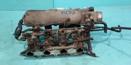 Впускной коллектор Kia Clarus