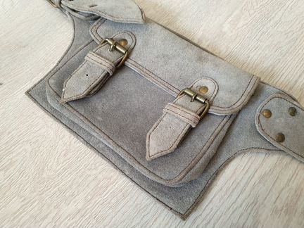 Сумка на пояс из кожи ремень