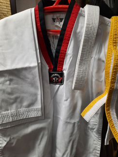 Форма для тхэквондо