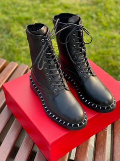 Женские ботинки Valentino