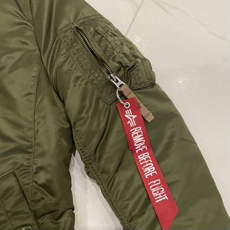 Бомбер alpha industries