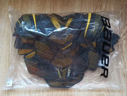 Новый хоккейный нагрудник Bauer Total One MX3 XL