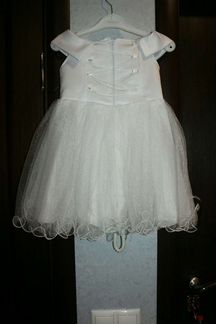 Платье белое р. 98 - 104 см